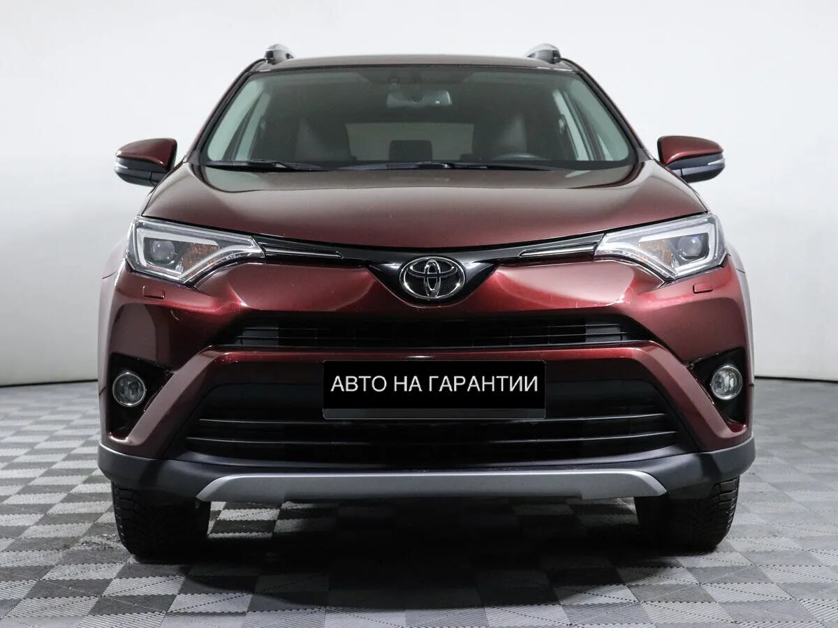 Toyota RAV4 IV (XA40) Рестайлинг · Комфорт — фото 2