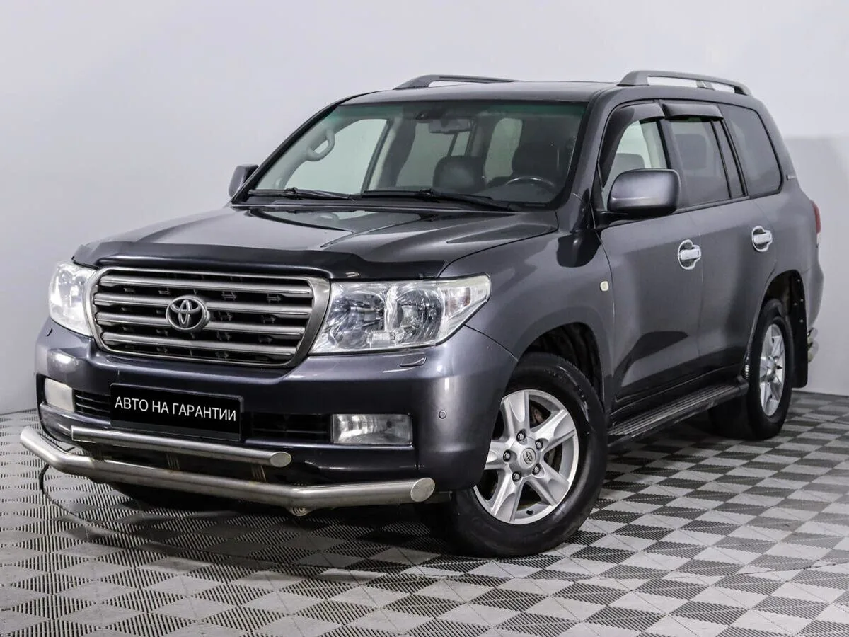 Toyota Land Cruiser 200 Series · Люкс