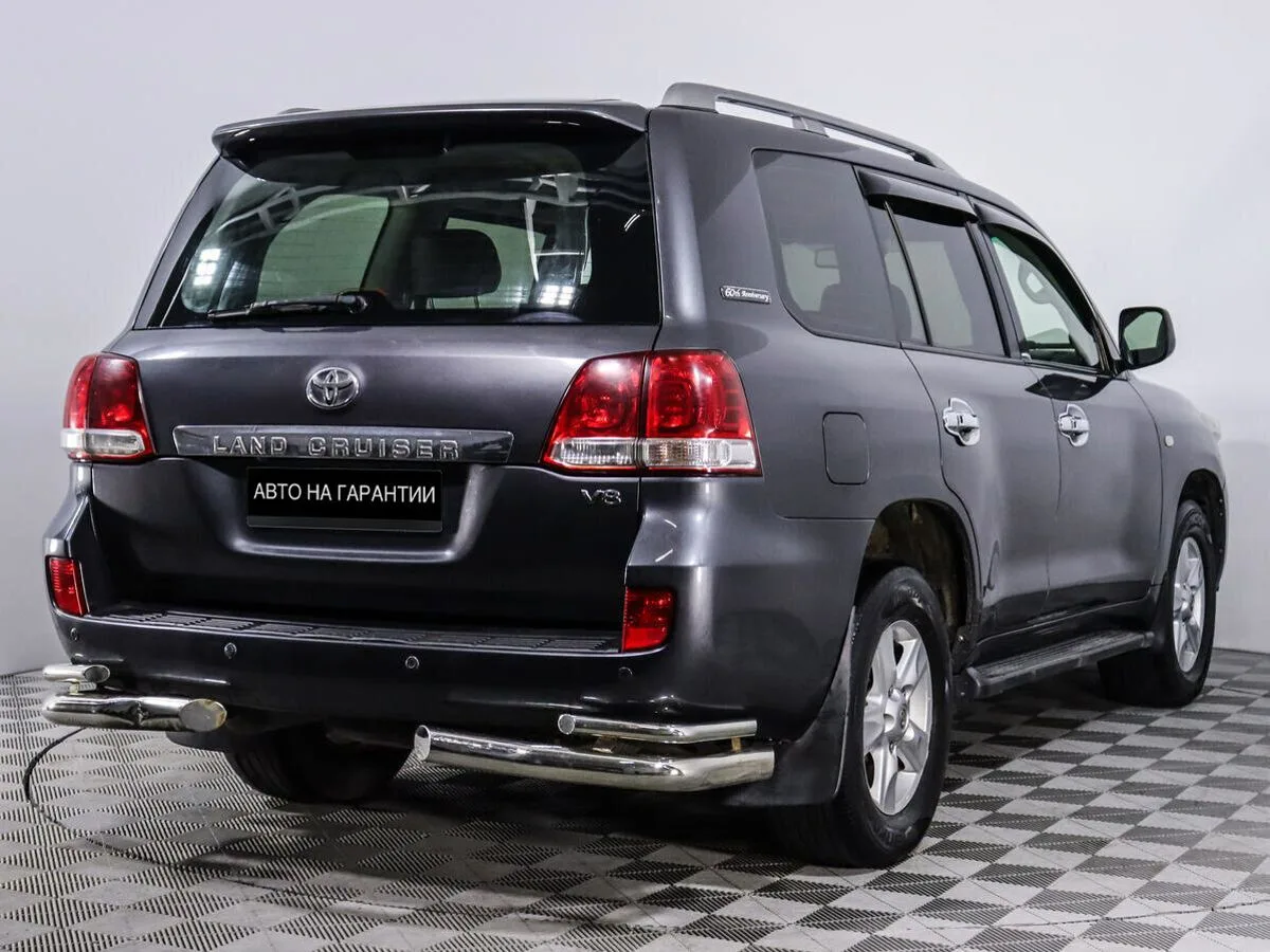 Toyota Land Cruiser 200 Series · Люкс — фото 5