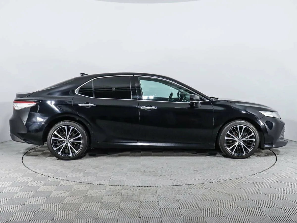 Toyota Camry VIII (XV70) · Классик — фото 4