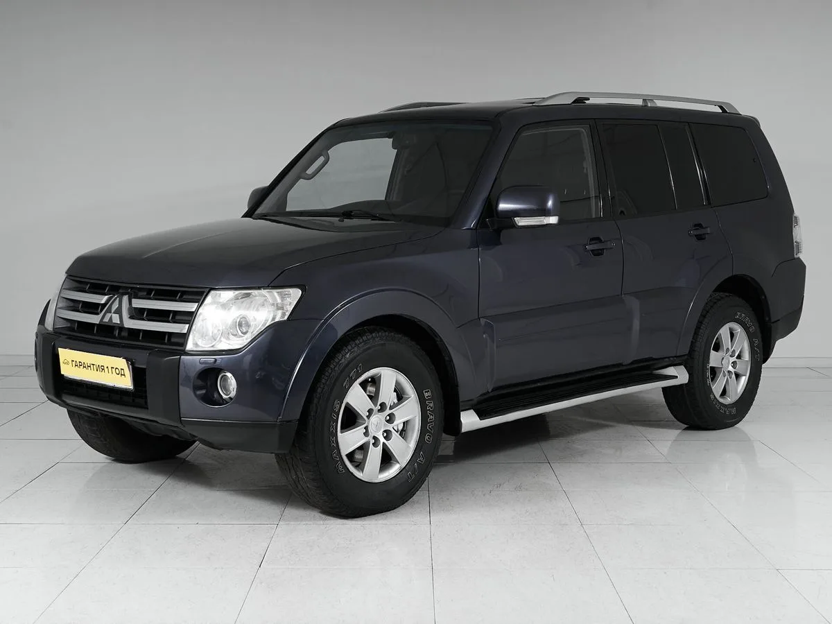 Mitsubishi Pajero IV