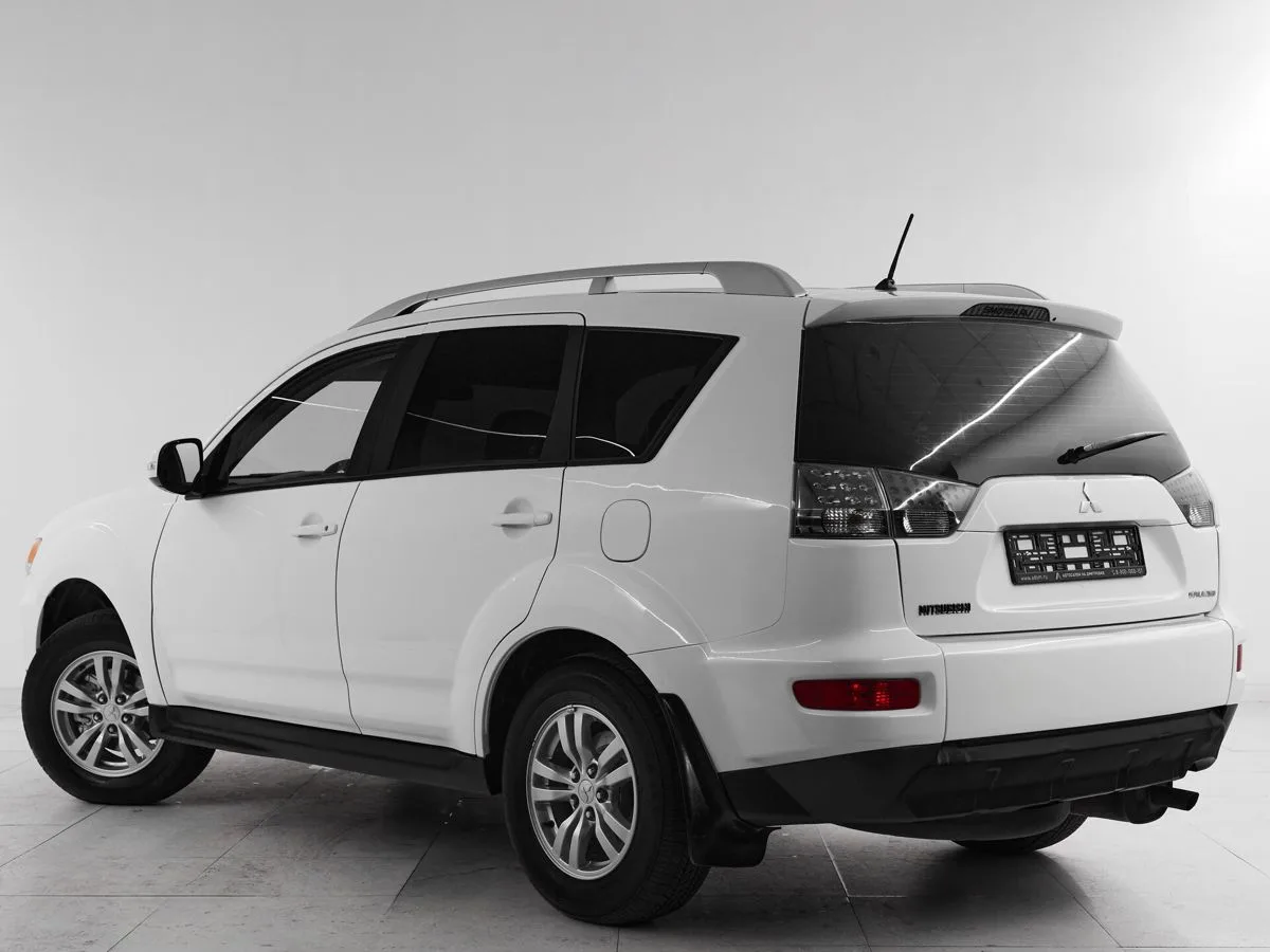 Mitsubishi Outlander II Рестайлинг · Instyle — фото 4