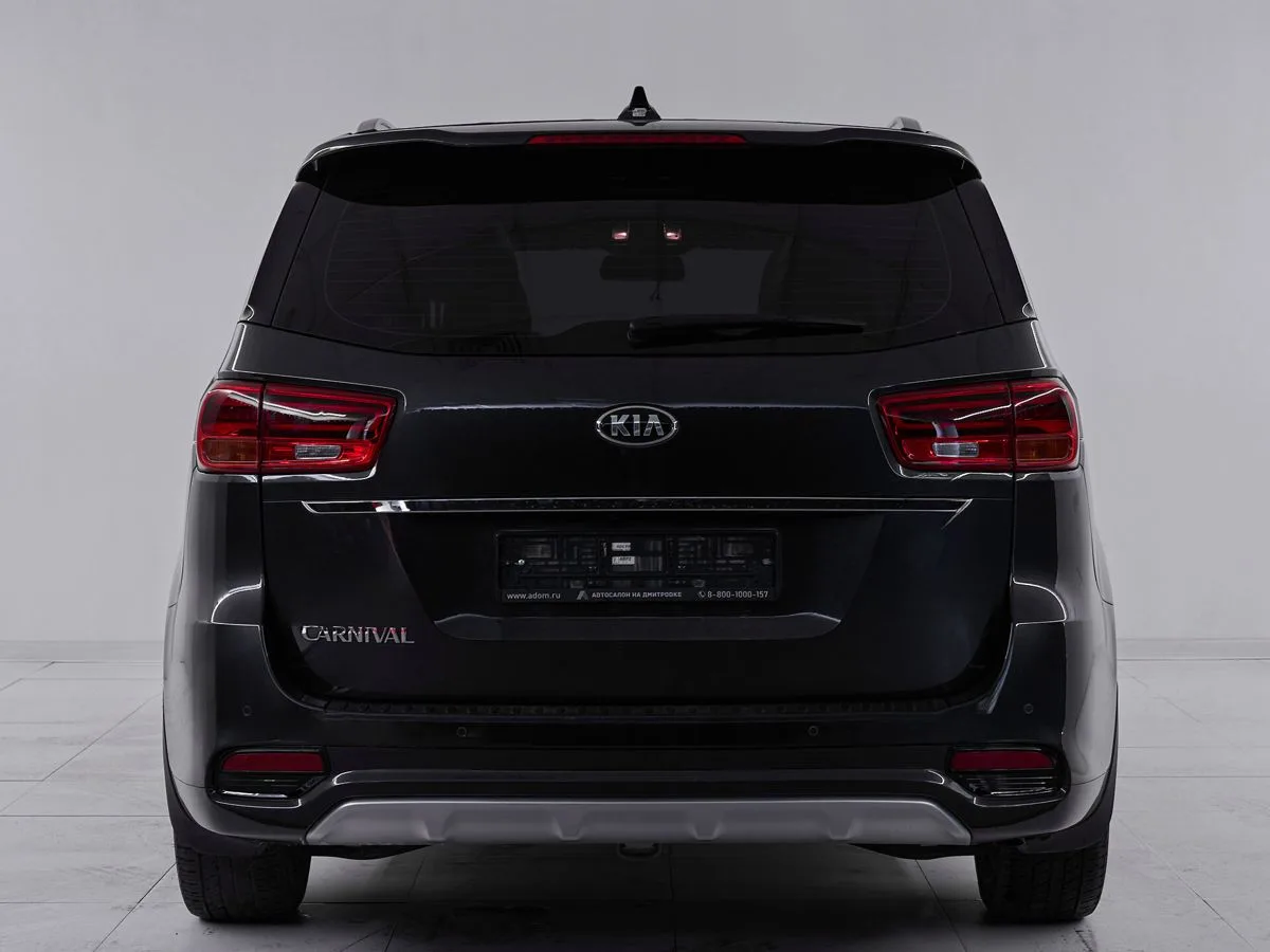 Kia Carnival III — фото 5