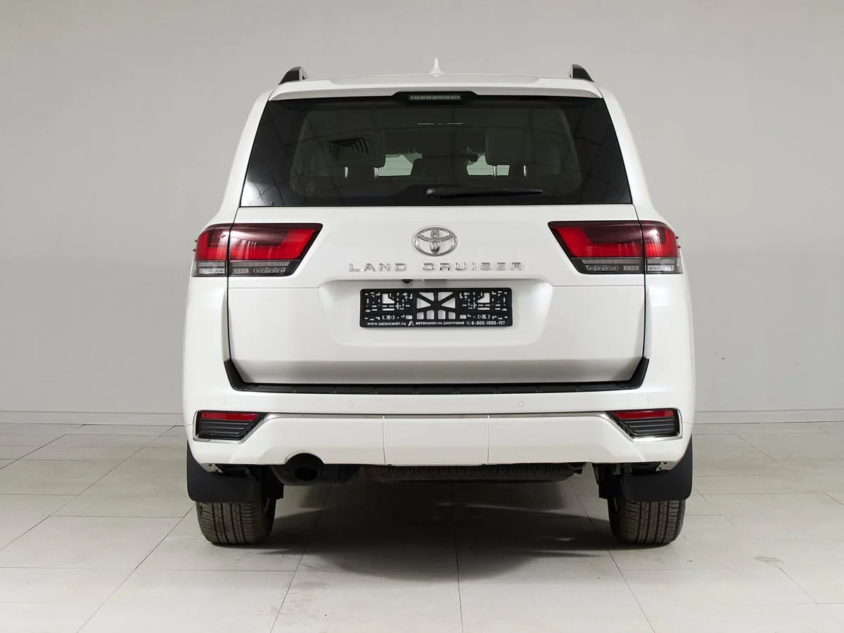 Toyota Land Cruiser 300 Series — фото 5