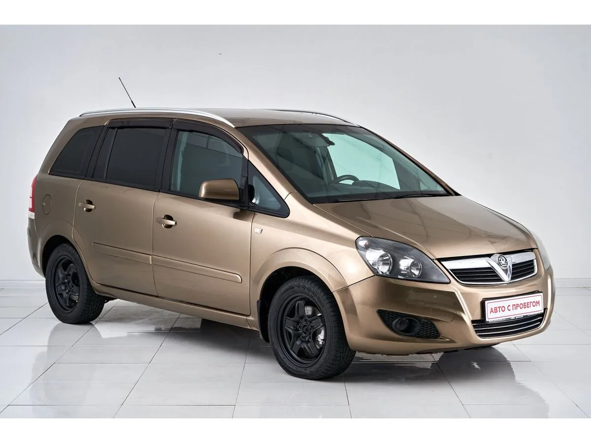 Opel Zafira B Рестайлинг — фото 3