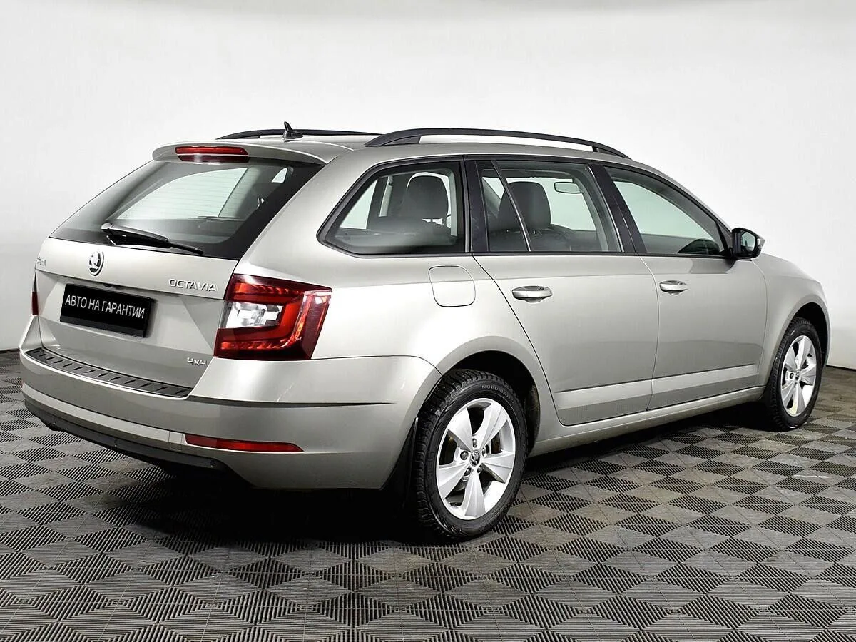 Skoda Octavia III (A7) Рестайлинг · Laurin & Klement — фото 3