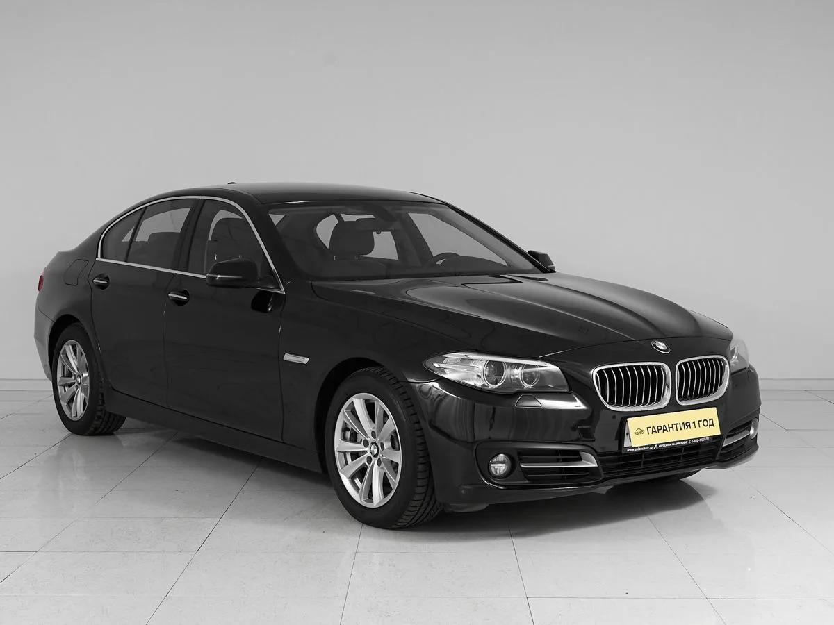 BMW 5 серии VI (F10/F11/F07) Рестайлинг · 520i — фото 3