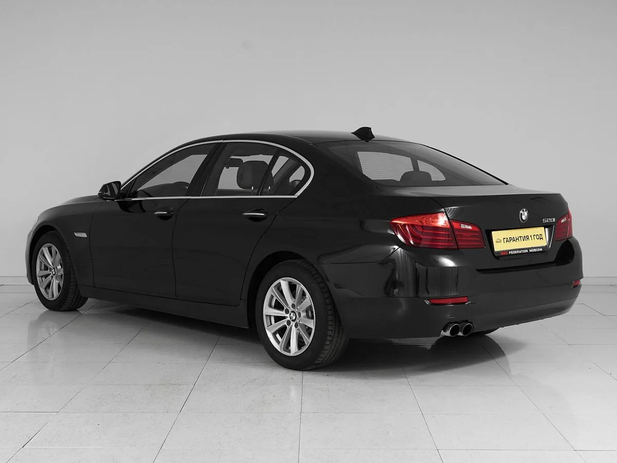 BMW 5 серии VI (F10/F11/F07) Рестайлинг · 520i — фото 4