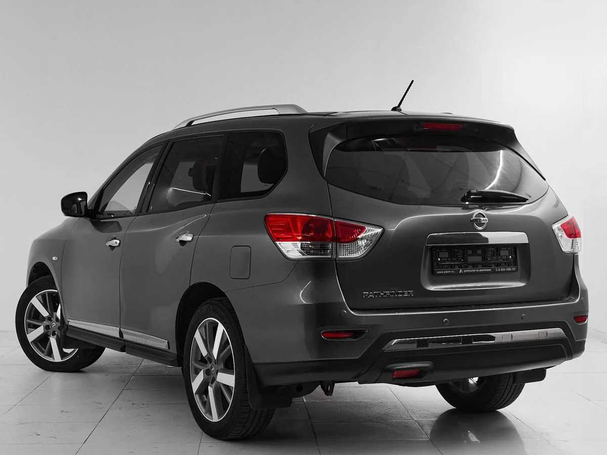 Nissan Pathfinder IV · High+ — фото 4
