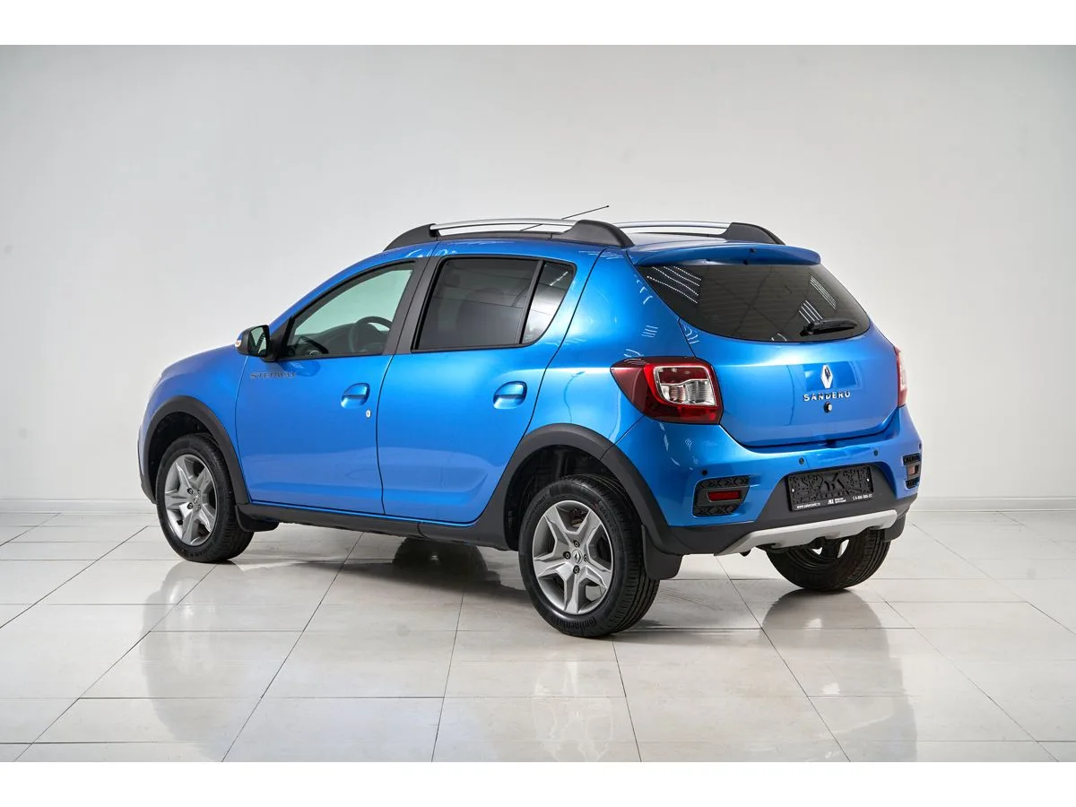 Renault Sandero II Рестайлинг · Stepway Life — фото 4