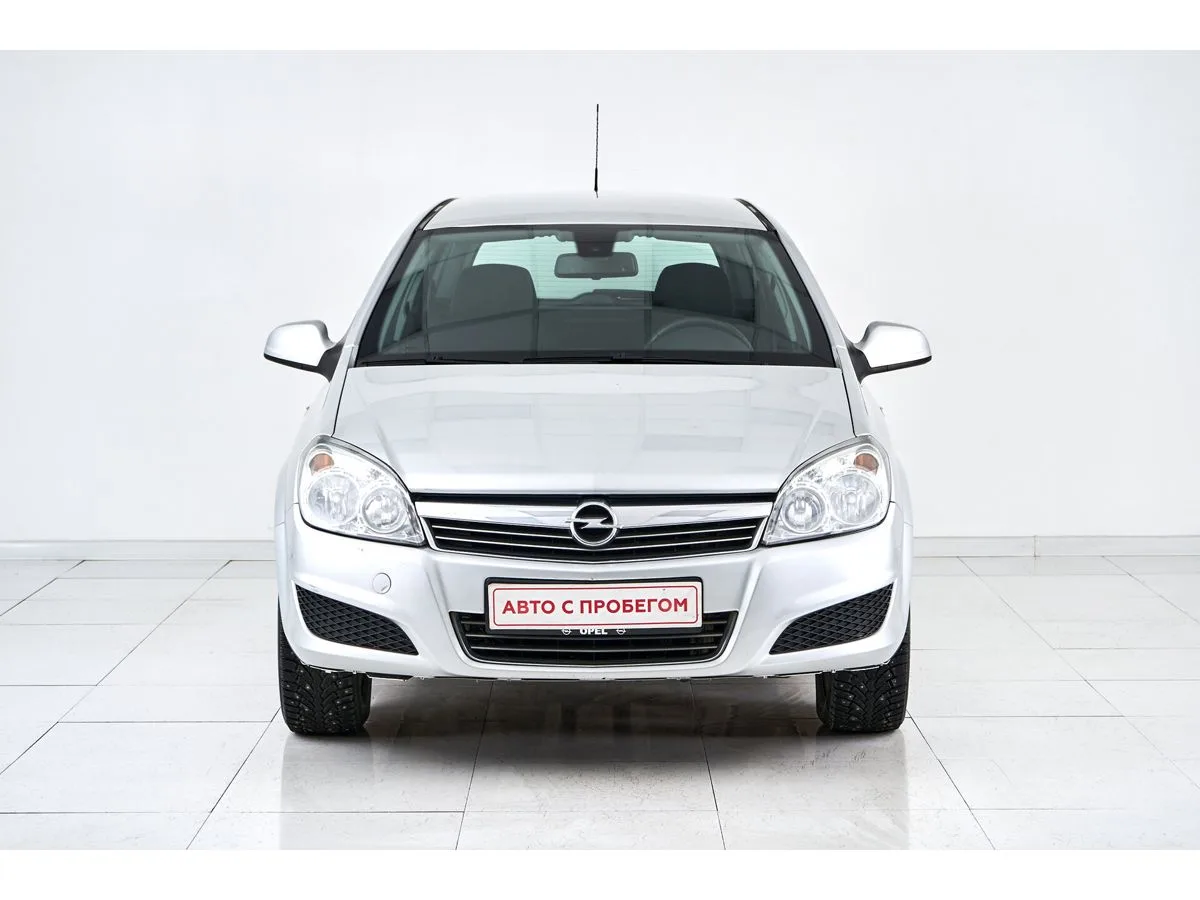 Opel Astra H Рестайлинг · Cosmo — фото 2