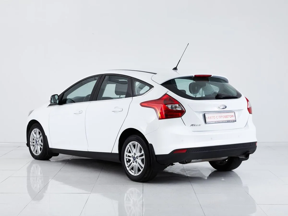 Ford Focus III — фото 4