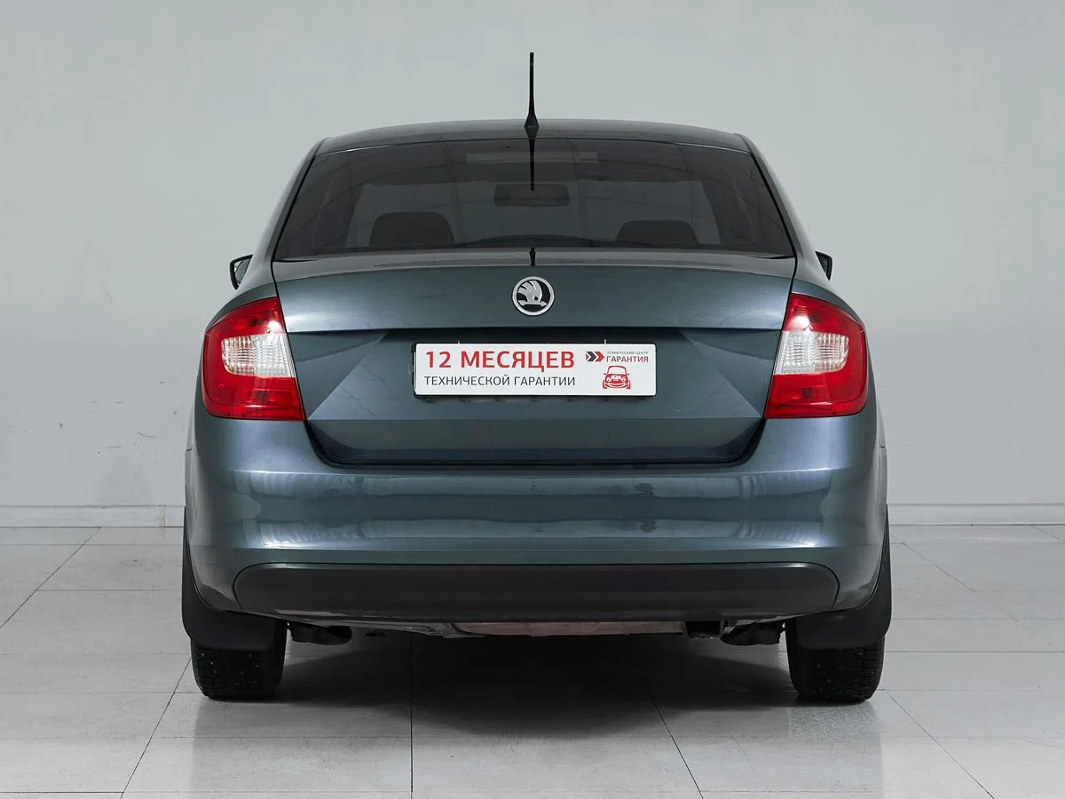 Skoda Rapid I — фото 5