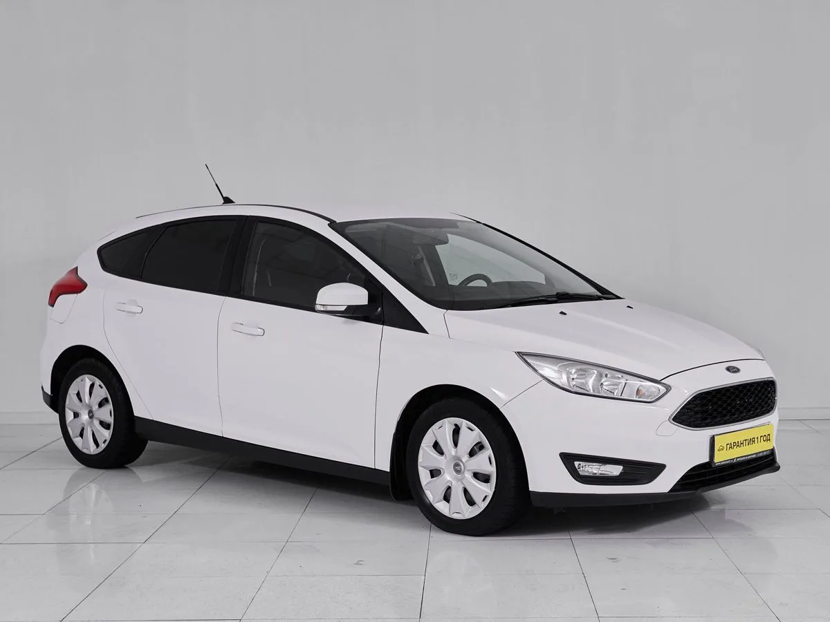 Ford Focus III Рестайлинг · Trend — фото 3