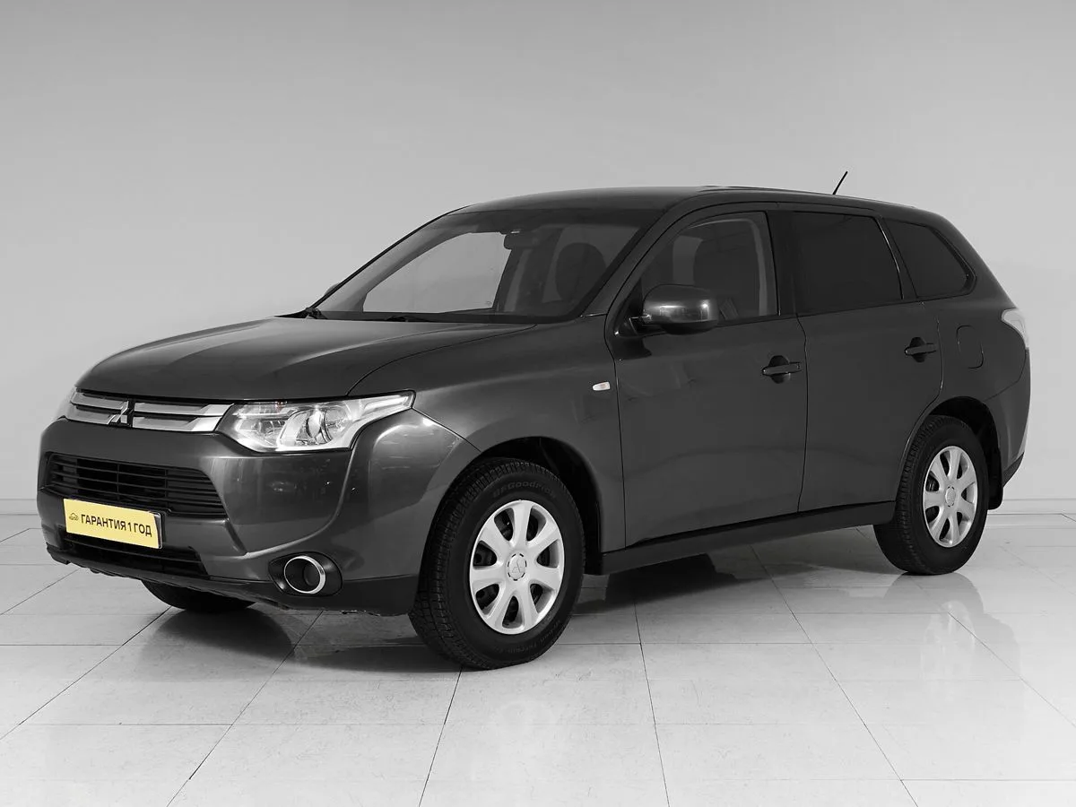 Mitsubishi Outlander III Рестайлинг · Invite