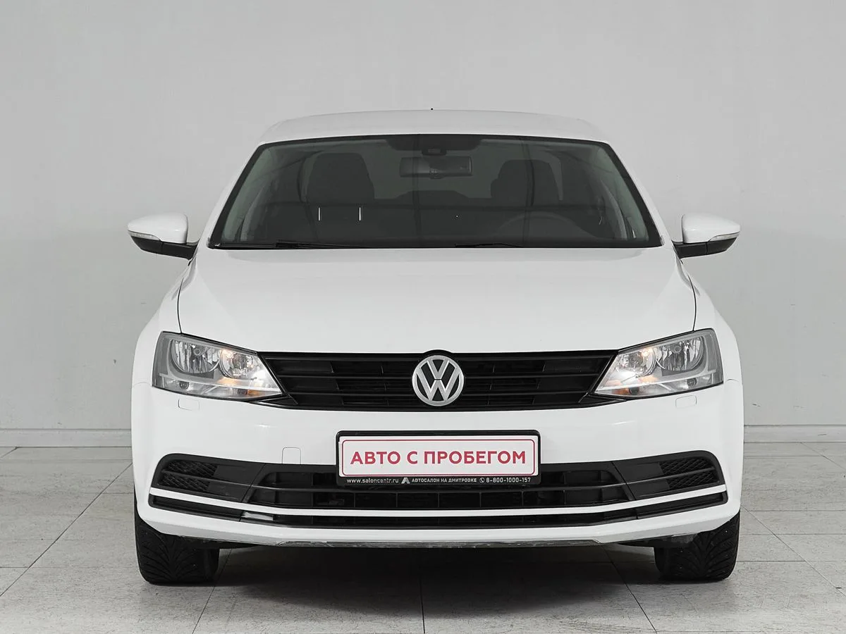 Volkswagen Jetta VI Рестайлинг — фото 2