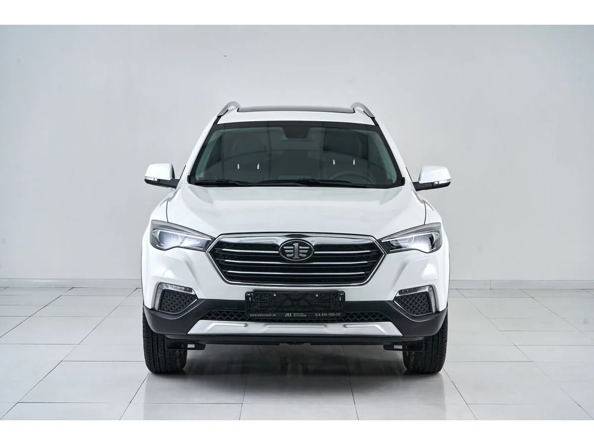 FAW Besturn X80 I Рестайлинг · Luxury — фото 2