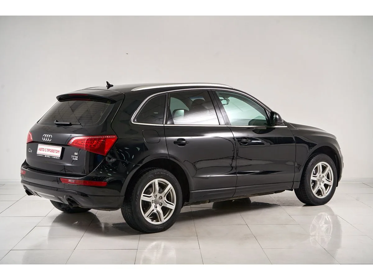Audi Q5 I (8R) — фото 5