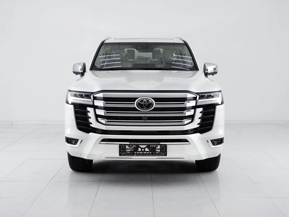 Toyota Land Cruiser 300 Series — фото 2