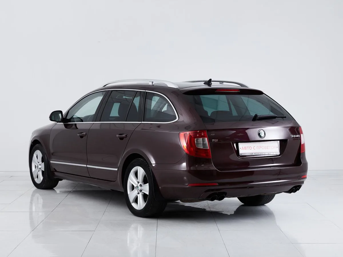 Skoda Superb II — фото 5