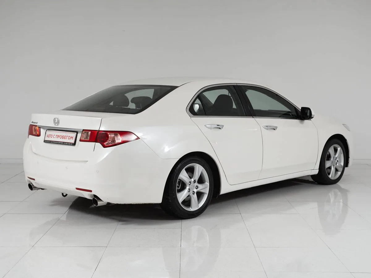 Honda Accord VIII Рестайлинг — фото 5