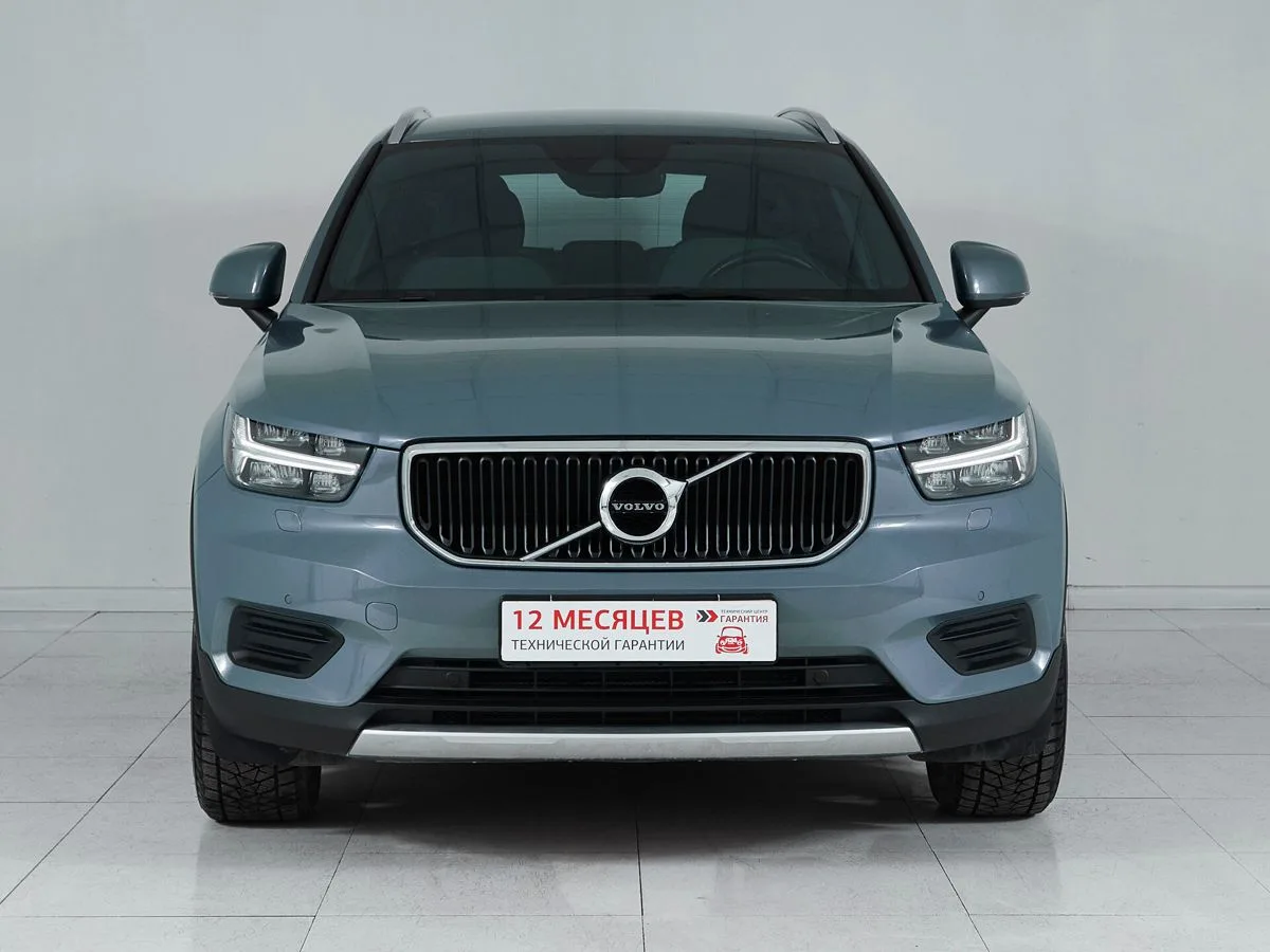 Volvo XC40 I · Momentum (MY21) — фото 2