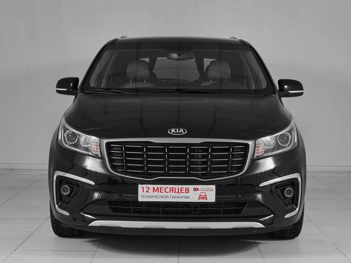 Kia Carnival III — фото 2
