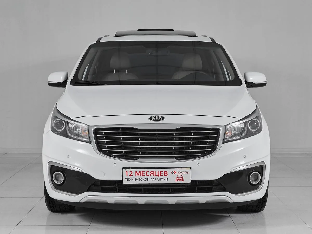 Kia Carnival III — фото 2