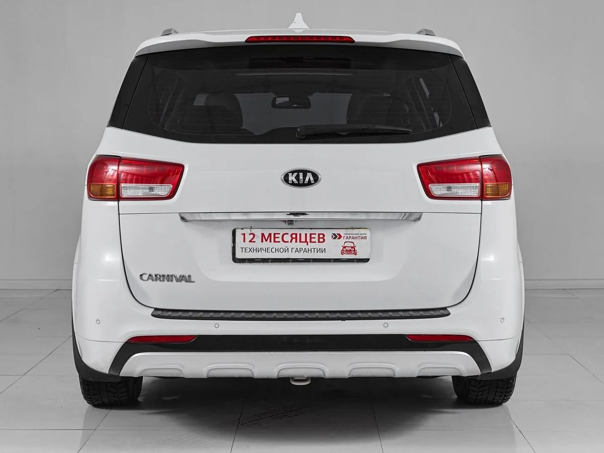 Kia Carnival III — фото 5