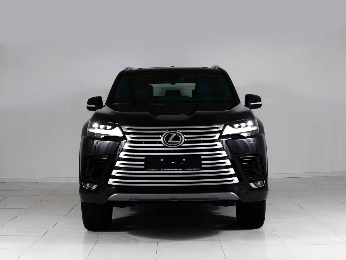 Lexus LX IV — фото 2