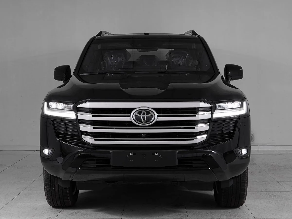 Toyota Land Cruiser 300 Series — фото 2