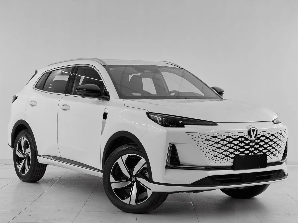 Changan CS55 Plus II Рестайлинг · Light Year — фото 3