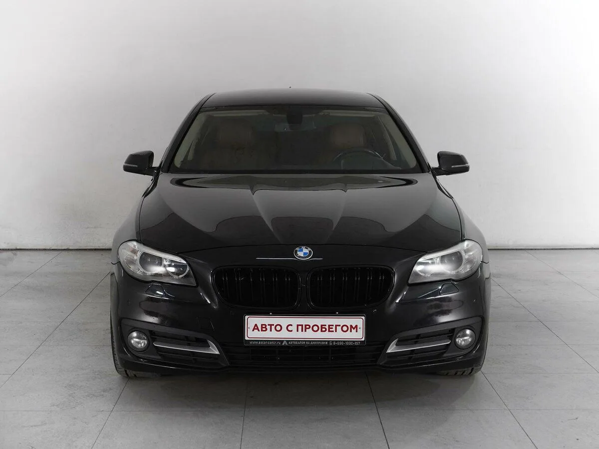 BMW 5 серии VI (F10/F11/F07) Рестайлинг · 520i — фото 2