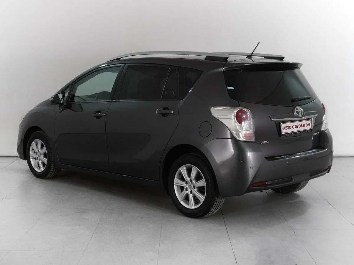 Toyota Verso I Рестайлинг · Престиж — фото 3