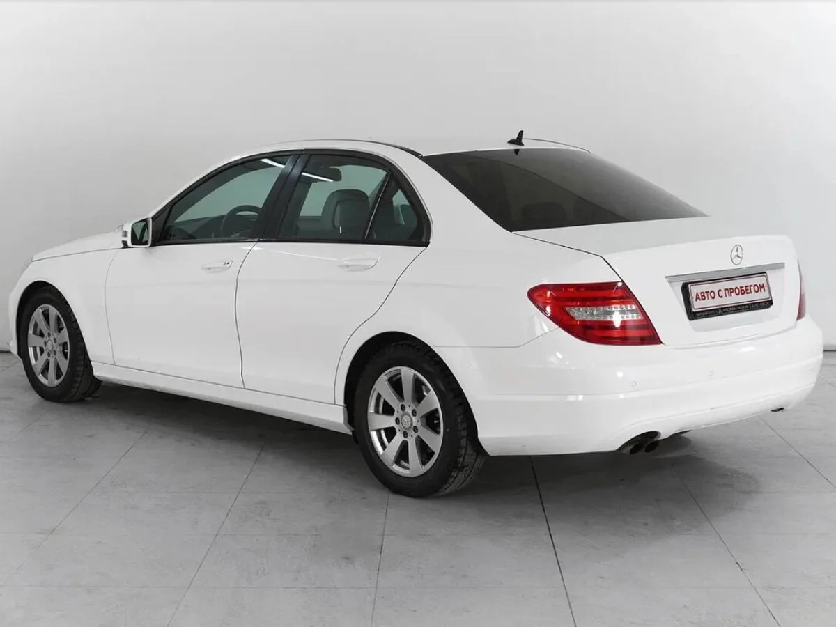 Mercedes-Benz C-Класс III (W204) Рестайлинг · C 180 — фото 2
