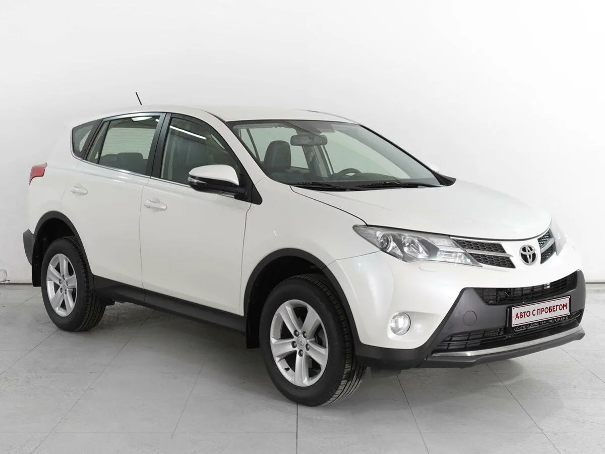 Toyota RAV4 IV (XA40)