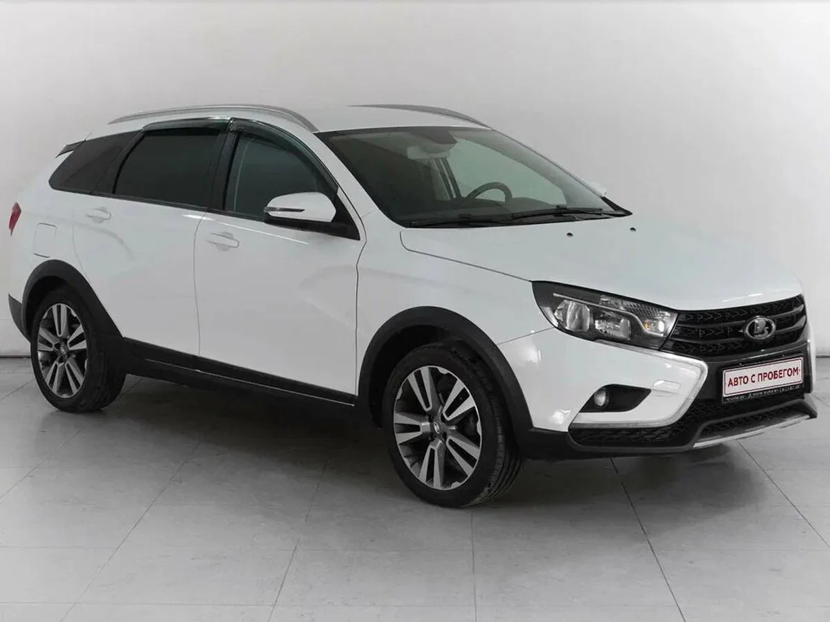 Lada (ВАЗ) Vesta I · Luxe Enjoy Pro Prestige
