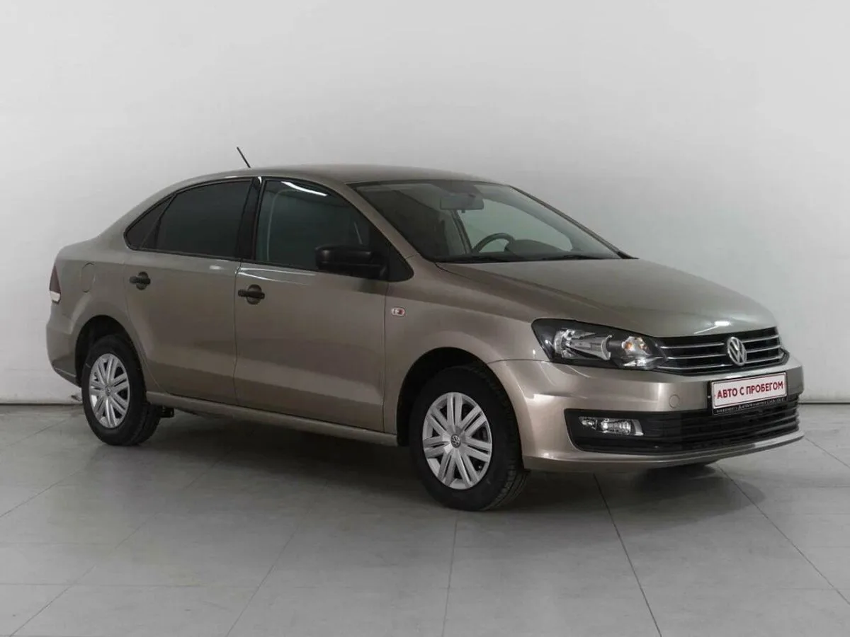 Volkswagen Polo V Рестайлинг · Comfortline