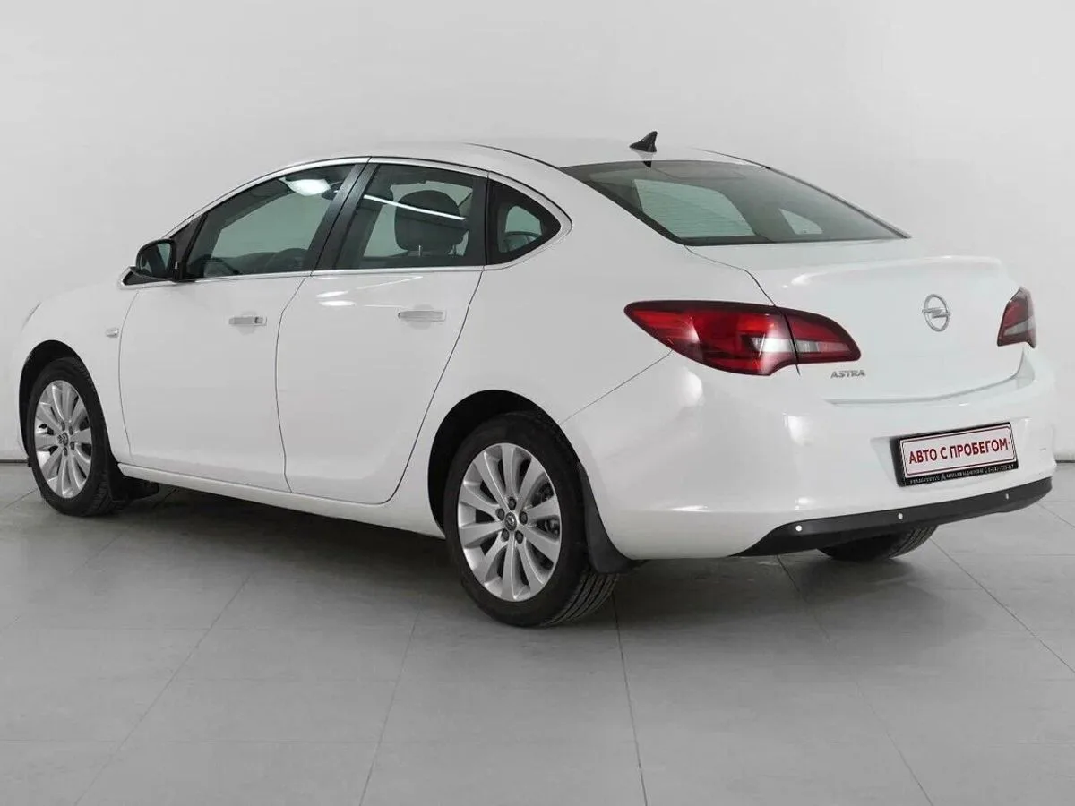 Opel Astra J Рестайлинг · Cosmo — фото 2