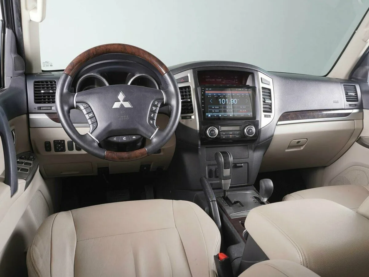 Mitsubishi Pajero IV Рестайлинг 2 · GLS — фото 5