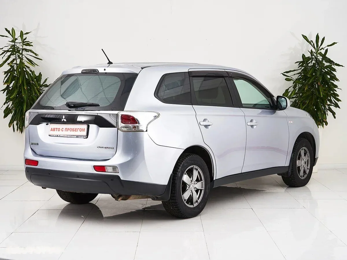 Mitsubishi Outlander III · Invite — фото 4