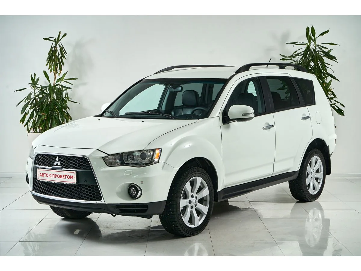 Mitsubishi Outlander II Рестайлинг · Ultimate