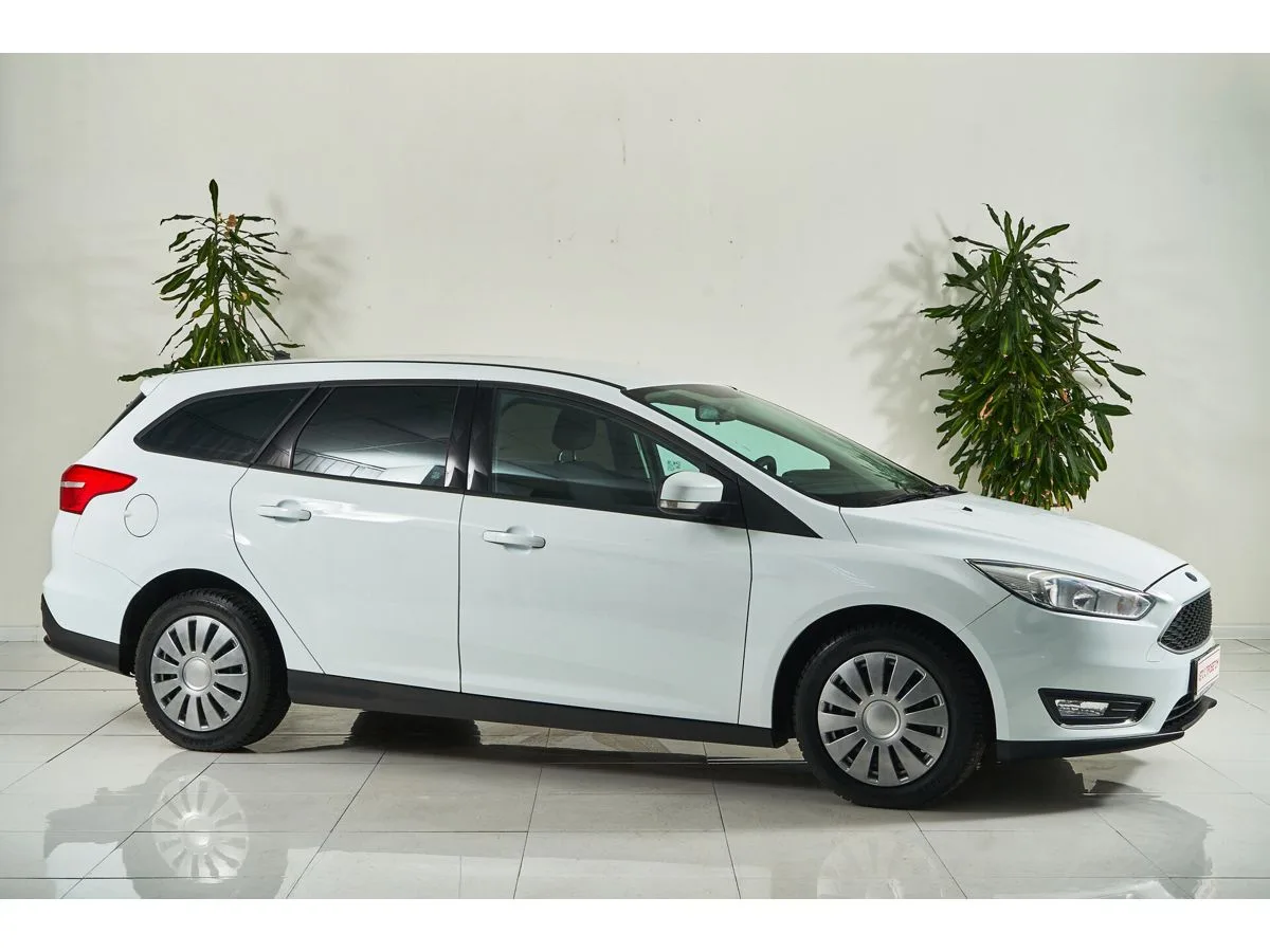 Ford Focus III Рестайлинг — фото 2