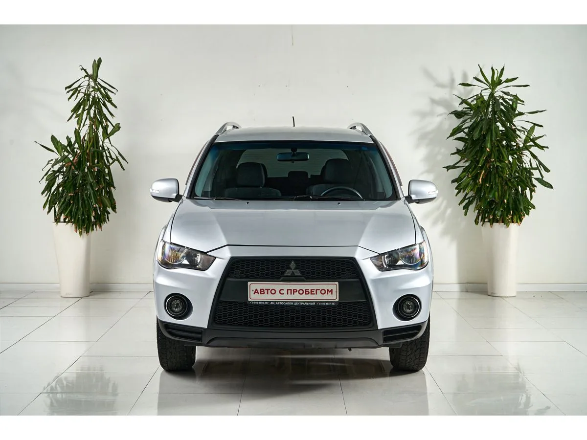 Mitsubishi Outlander II Рестайлинг — фото 2