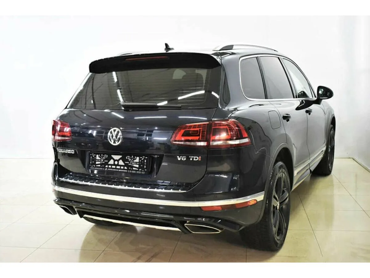 Volkswagen Touareg II Рестайлинг — фото 3