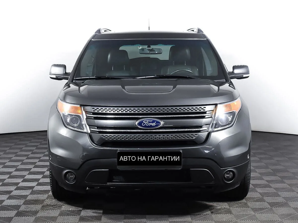Ford Explorer V · XLT — фото 2