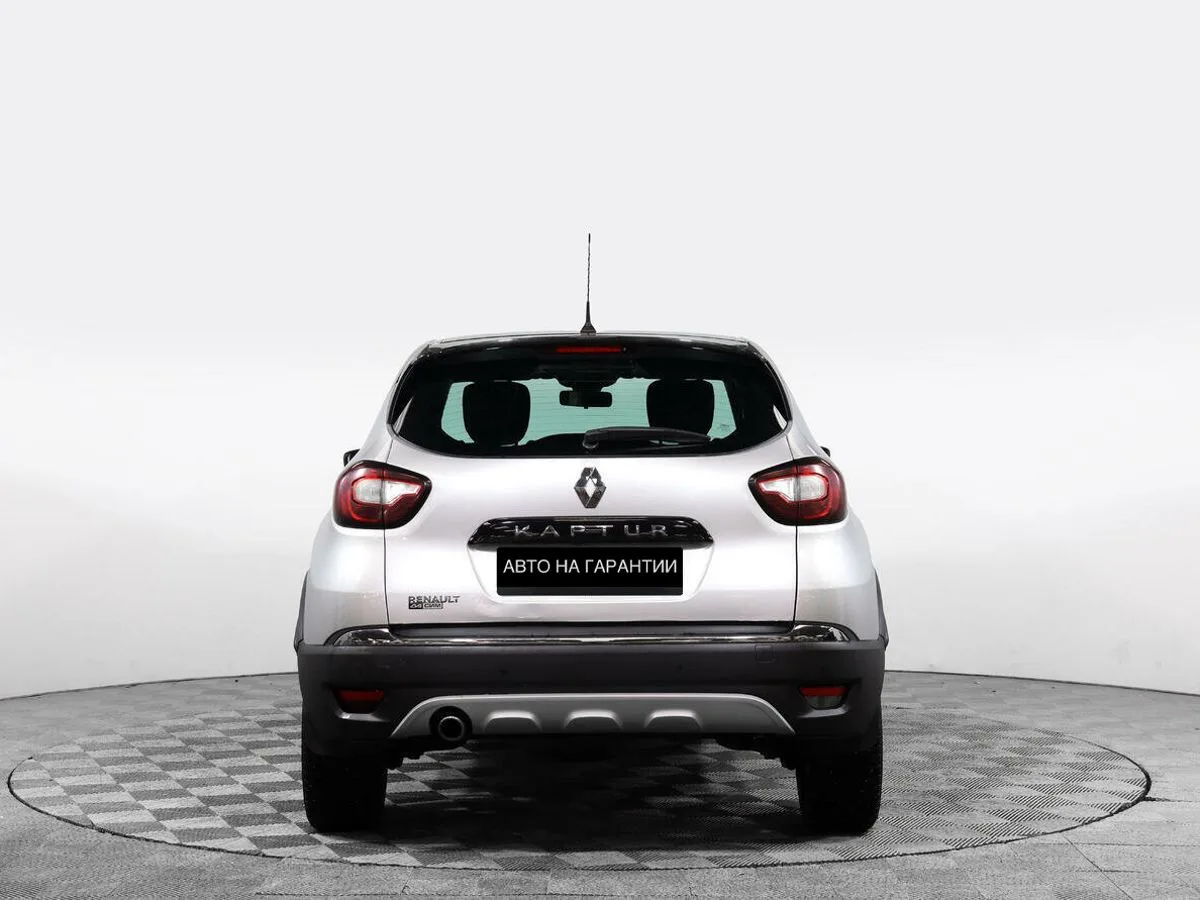 Renault Kaptur I · Drive — фото 5