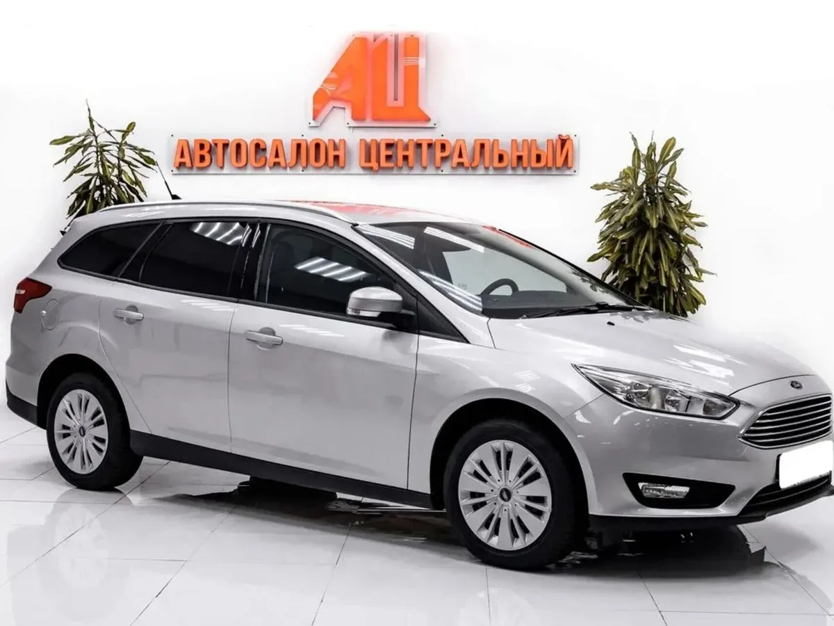 Ford Focus III Рестайлинг — фото 2