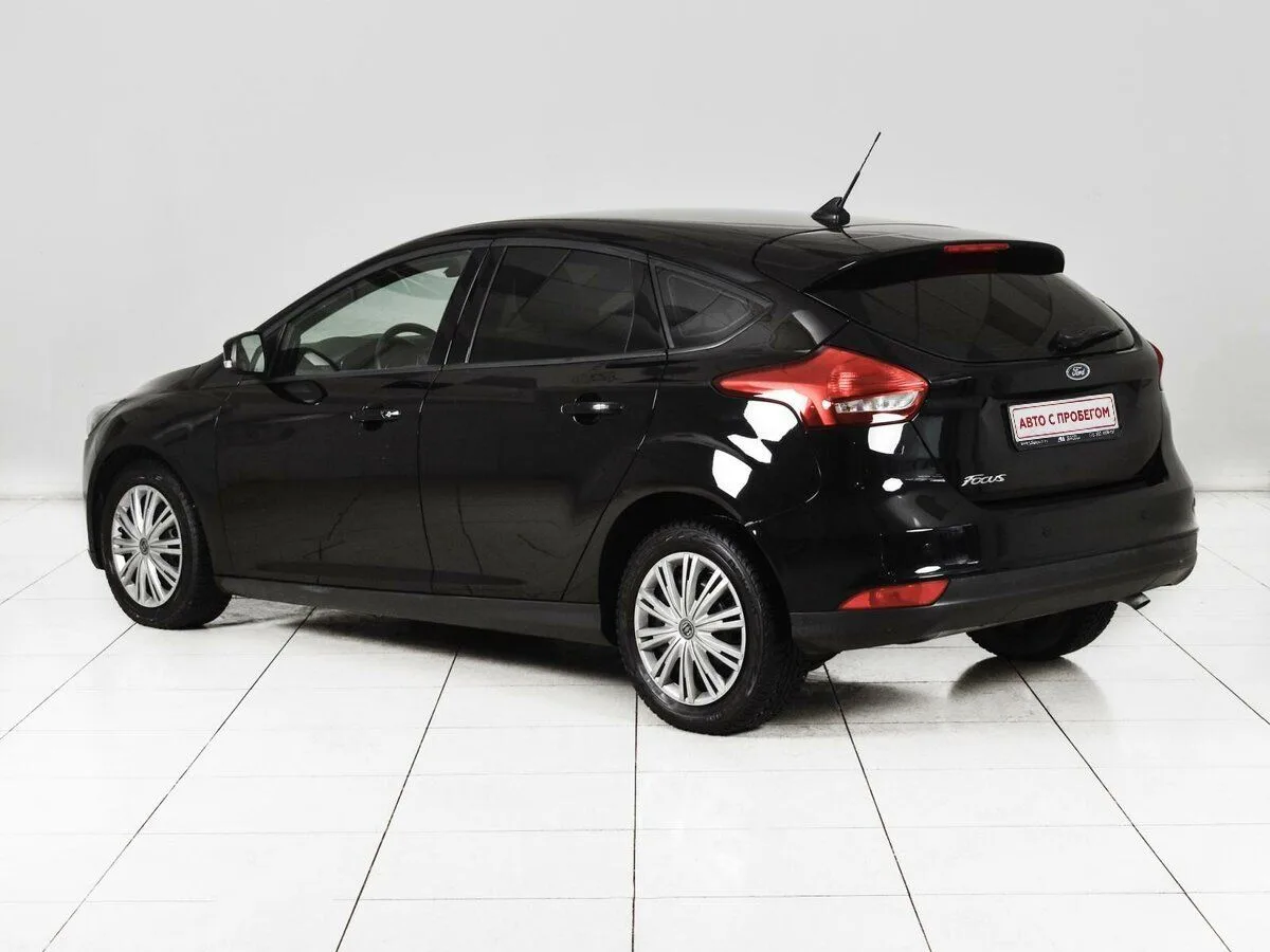 Ford Focus III Рестайлинг · Trend — фото 3