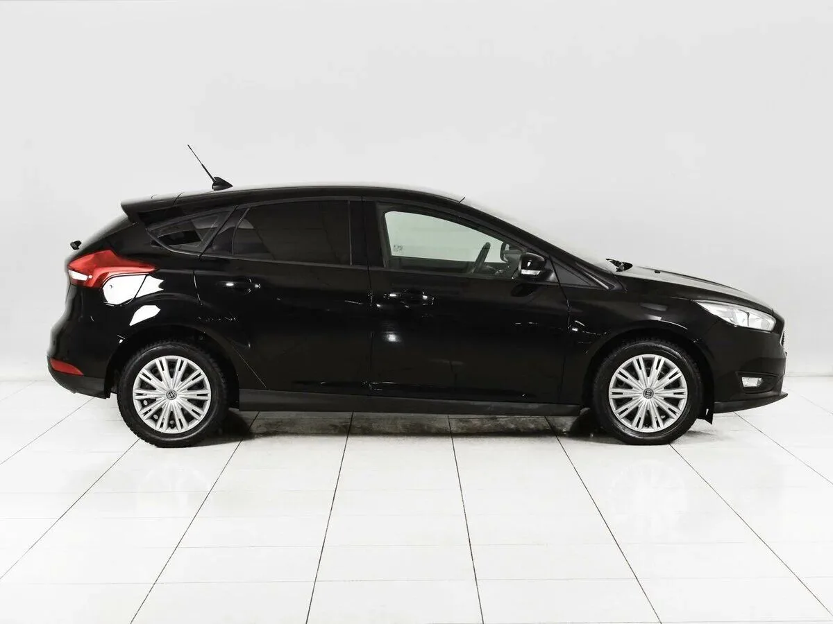 Ford Focus III Рестайлинг · Trend — фото 4